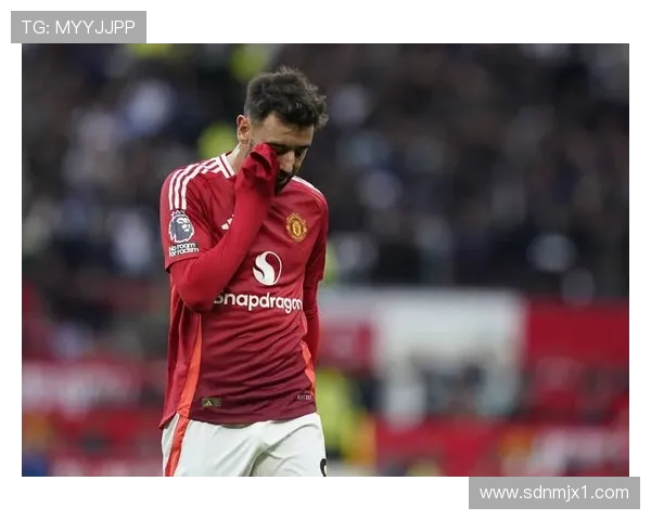 利物浦与曼联激战正酣 谁将主宰英超历史经典对决之夜