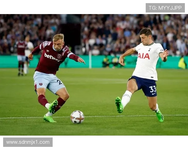 热刺与西汉姆激战英超大战 展现激烈对决与技术较量 热刺与西汉姆激战英超大战 展现激烈对决与技术较量